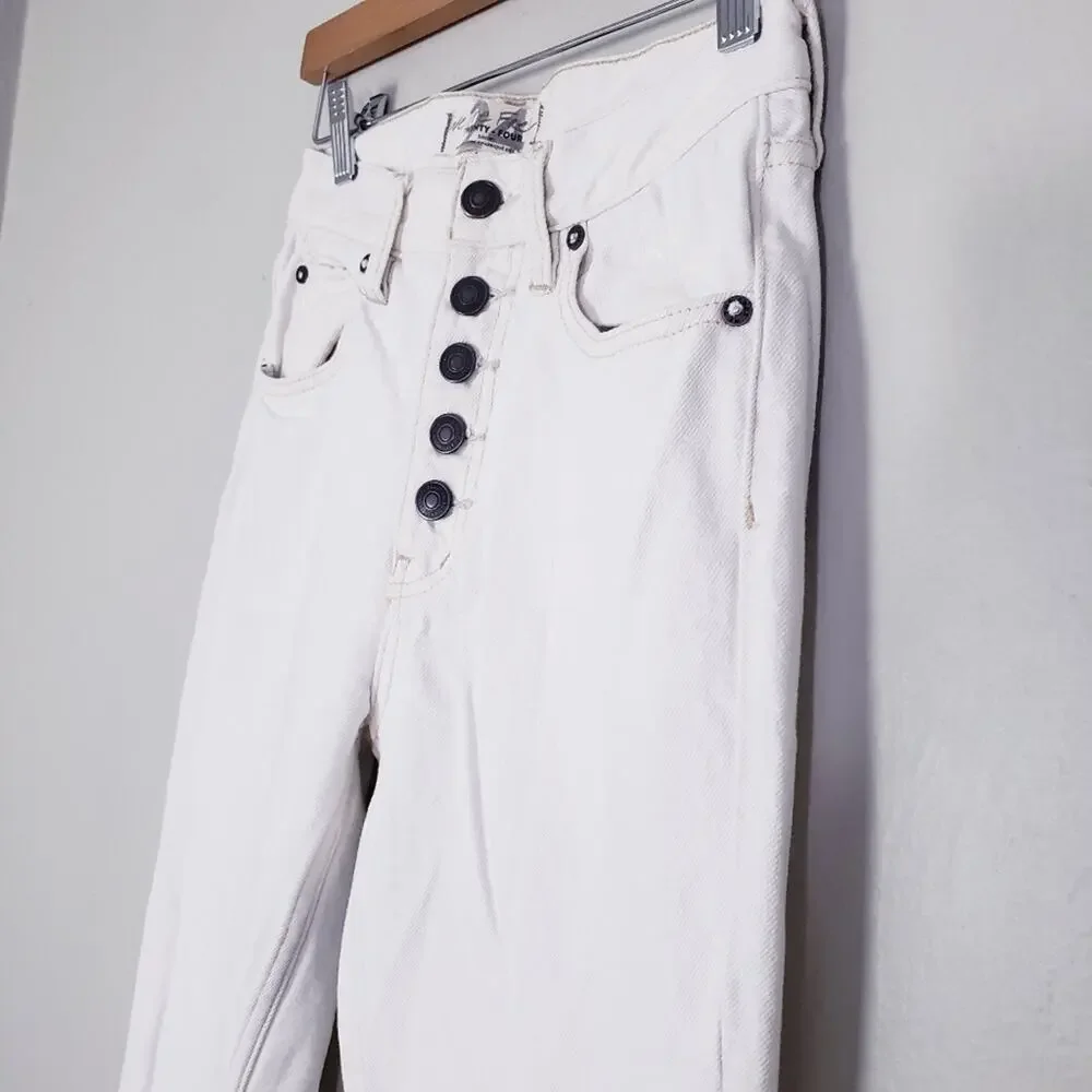 Free People Blossom White High Rise Rigid Straight Leg Jean Raw Hem 24 NEW